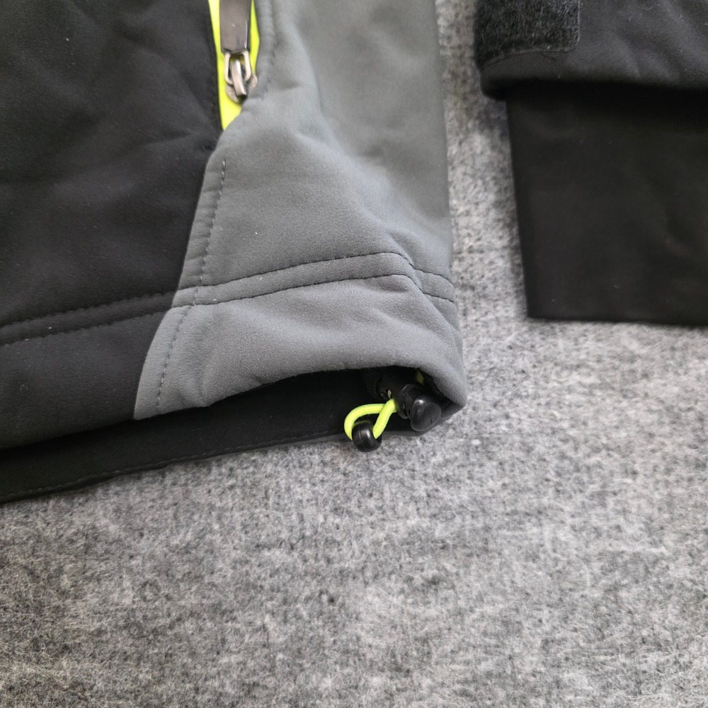 Men's Black and Blue Jacket - Picture 4 of 15